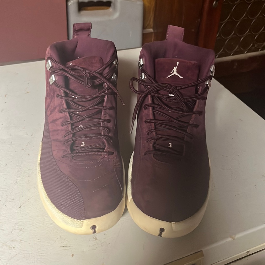 Jordan 12s “Bordeaux” Sz 12